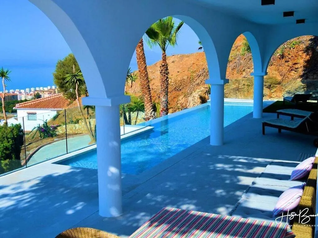 Buganvilla Comfortable Holiday Residence Ринкон-де-ла-Викториа